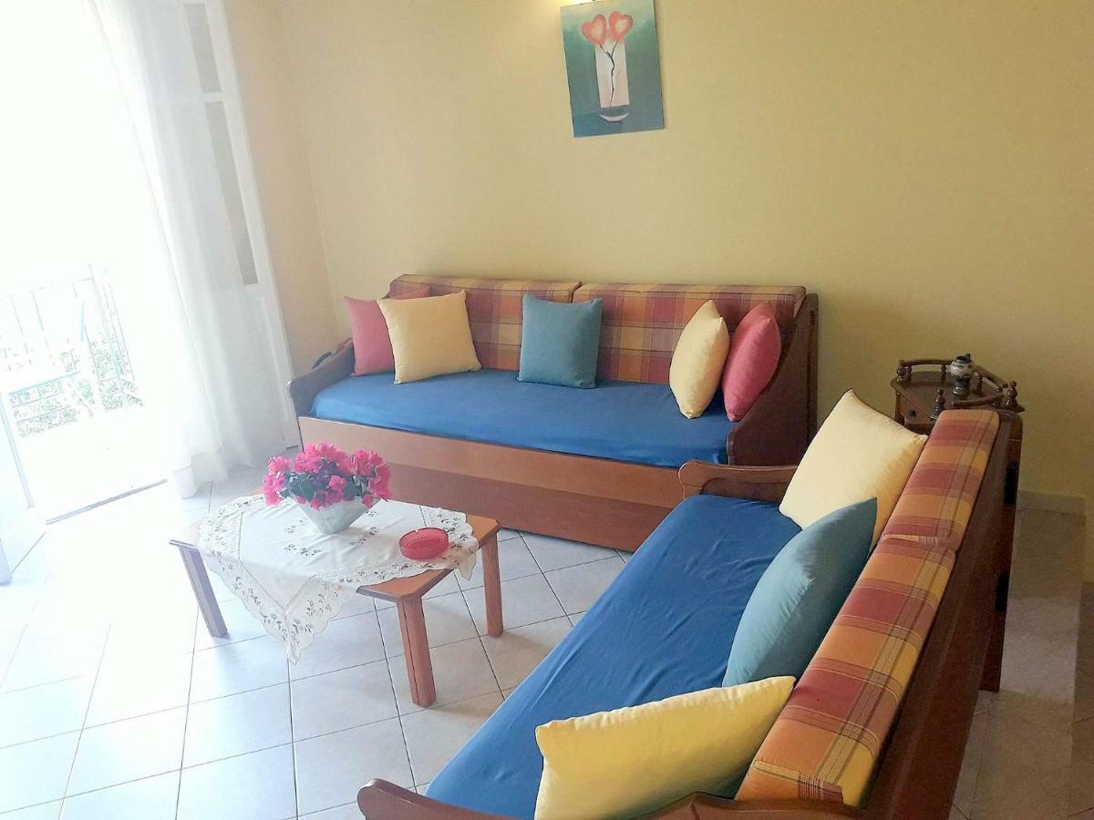 Para Thin Alos Apartment Vathy  Zewnętrze zdjęcie