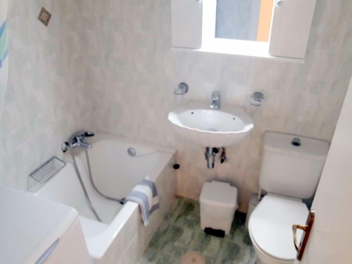 Para Thin Alos Apartment Vathy  Zewnętrze zdjęcie